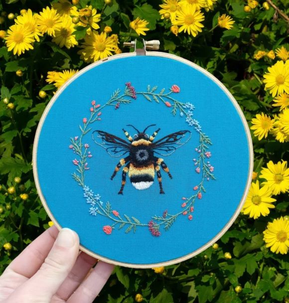 bumble-bee-embroidery-chloe-jo-designs
