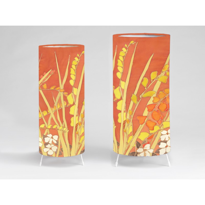 crocosmia---print-table-light