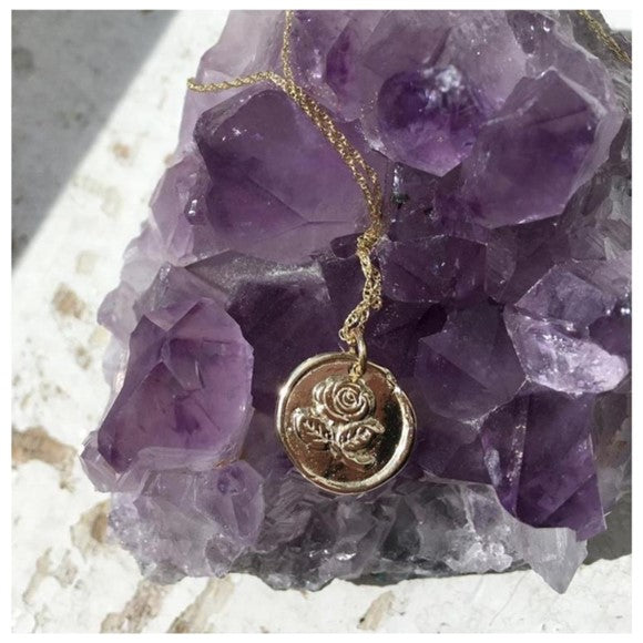 the-irish-rose-necklace-gold-by-andrea-mears