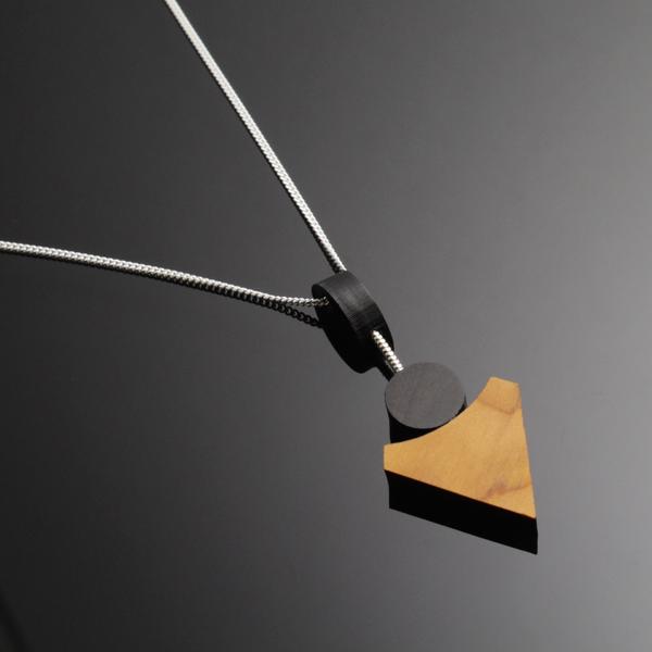 klimt-silver-drop-pendant-natural