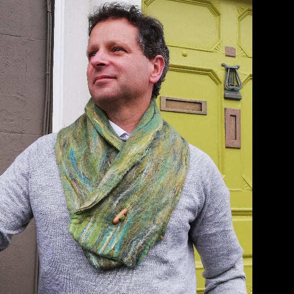 mens-soft-felted-collar---green