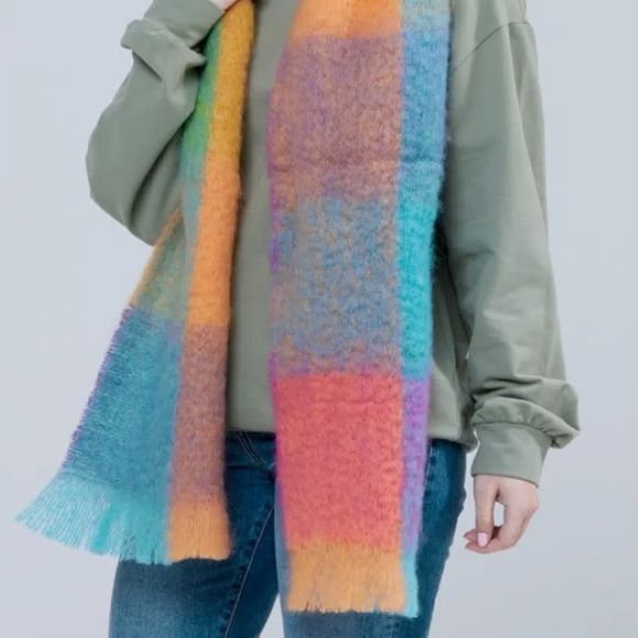 mohair-giant-scarf-turqorange