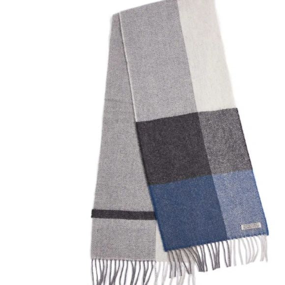 navy-block-stripe