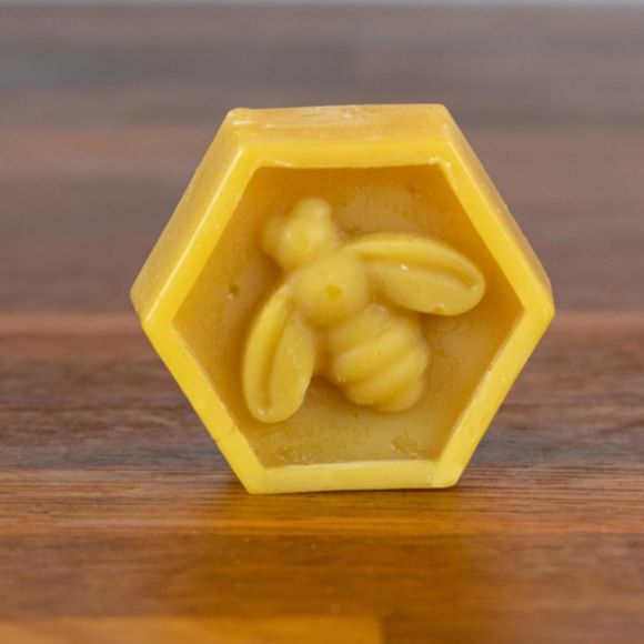 beeswax-re-wax-bar-hannas-bees