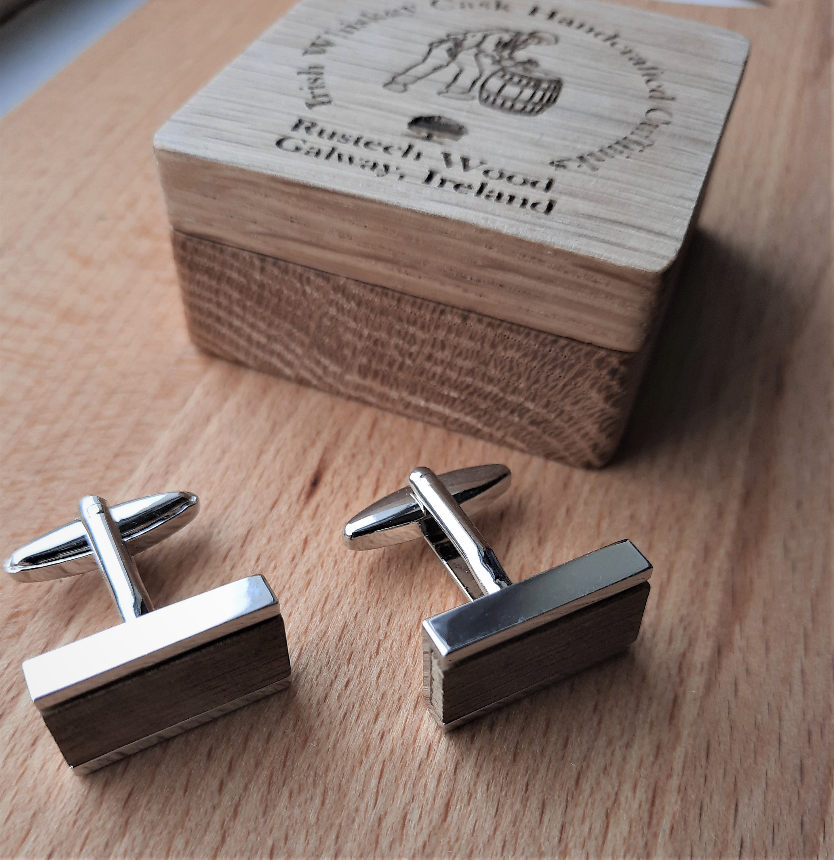 silver-plated-irish-whiskey-barrel-cufflinks-by-rustech-wood