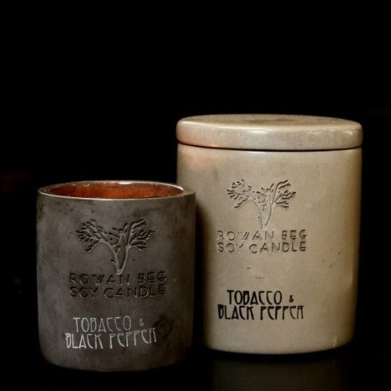 tobacco-and-black-pepper-candle-by-rowan-beg